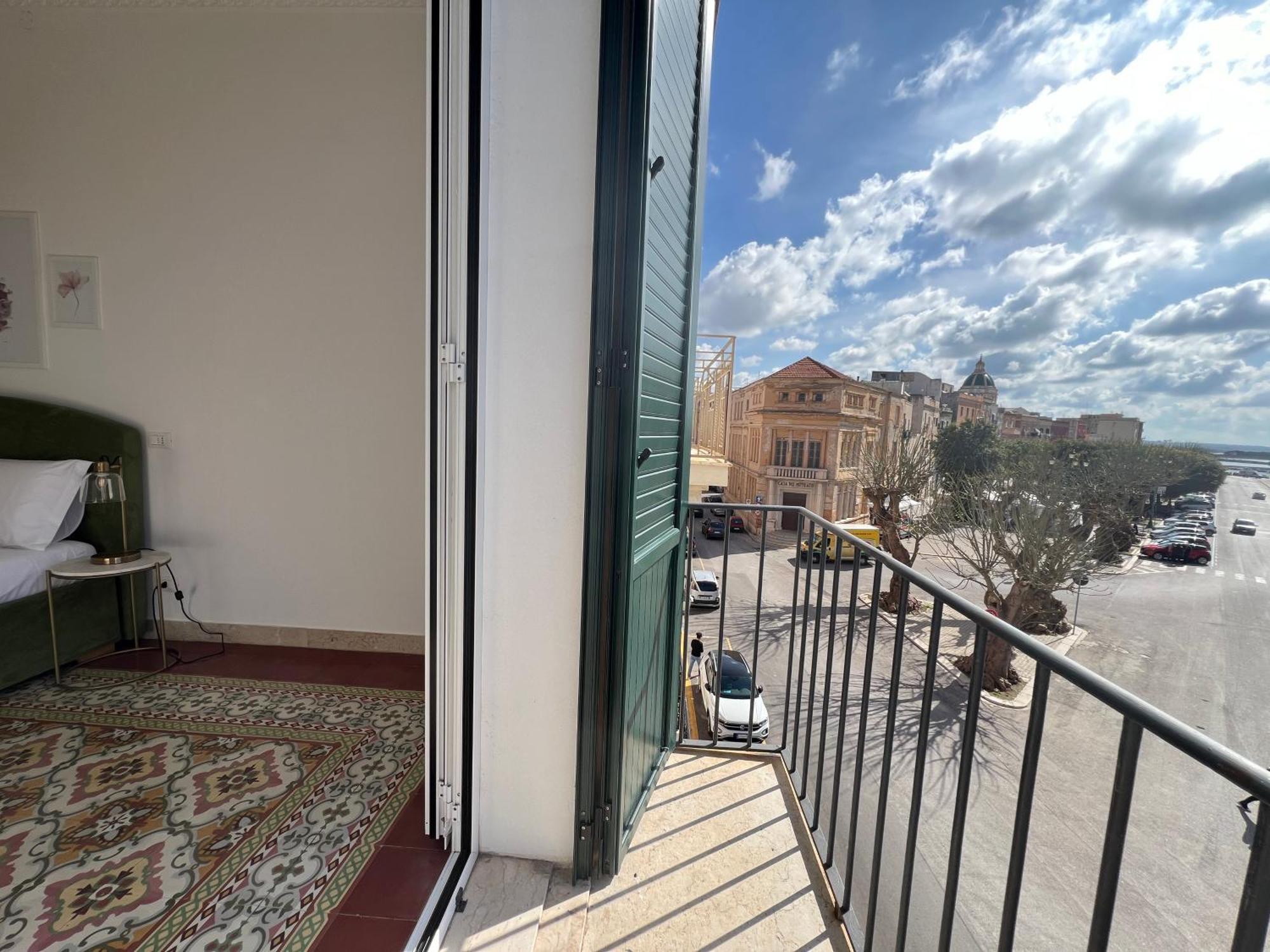 Capitano Apartments - Trapani City Centre エクステリア 写真
